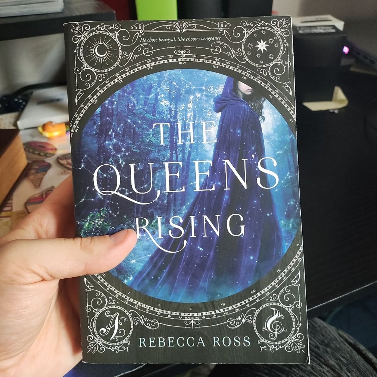 The Queen's Rising by Rebecca Ross