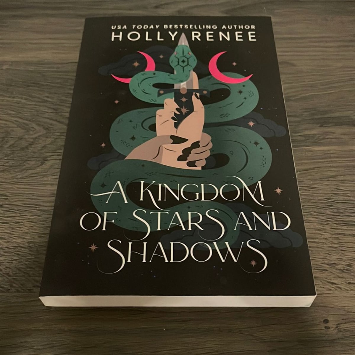 A Kingdom of Stars and Shadows Special Edition by Holly Renee, Paperback | Pangobooks