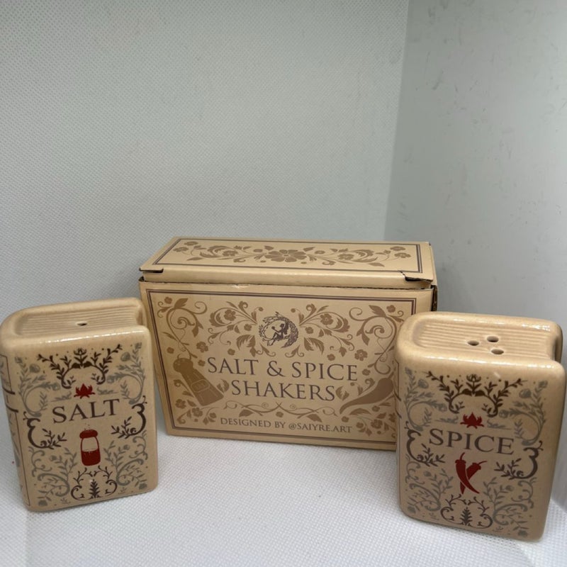 Fairyloot: Salt and Spice Shaker