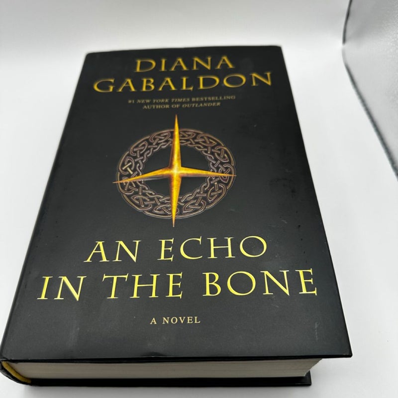 An Echo in the Bone (1st Ed 1st print)