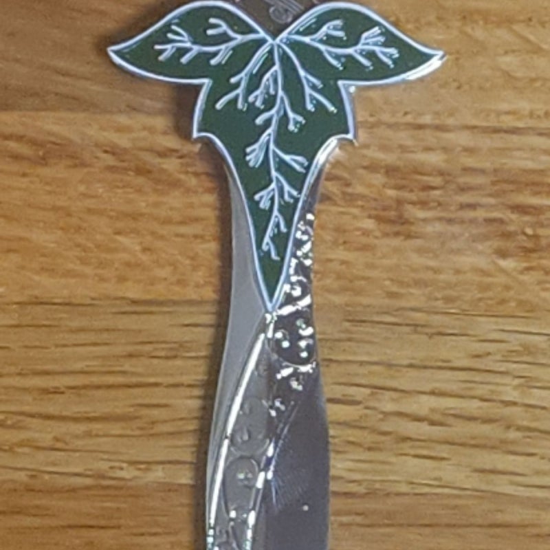 Fairyloot Sting Replica Dagger from the Hobbit(letter opener)