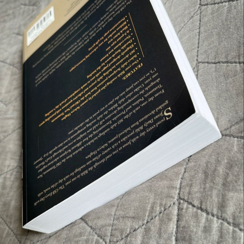 CSB Every Day with Jesus Daily Bible, Trade Paper Edition