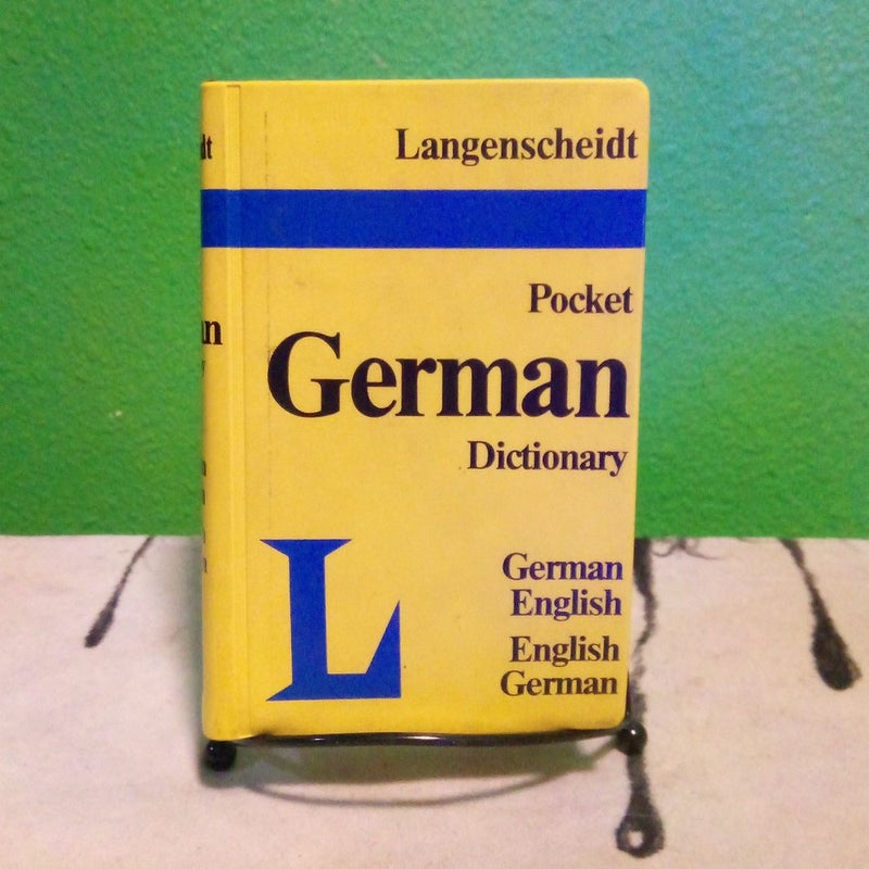 Vintage 1970 - Langenscheidt's Pocket German Dictionary