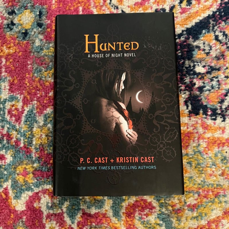 Hunted by Cast, Kristin Hardcover Excellent House Of Night Series