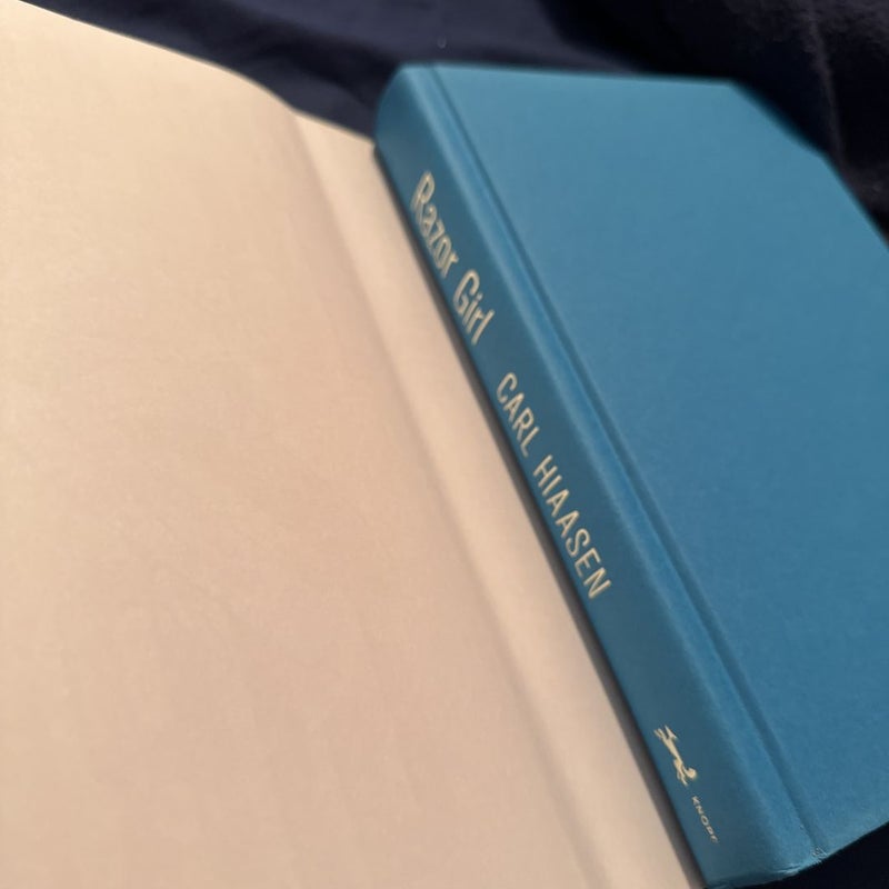 (First Edition) Razor Girl