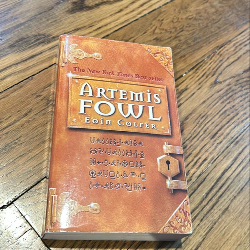 Artemis Fowl (Mass Market Edition)