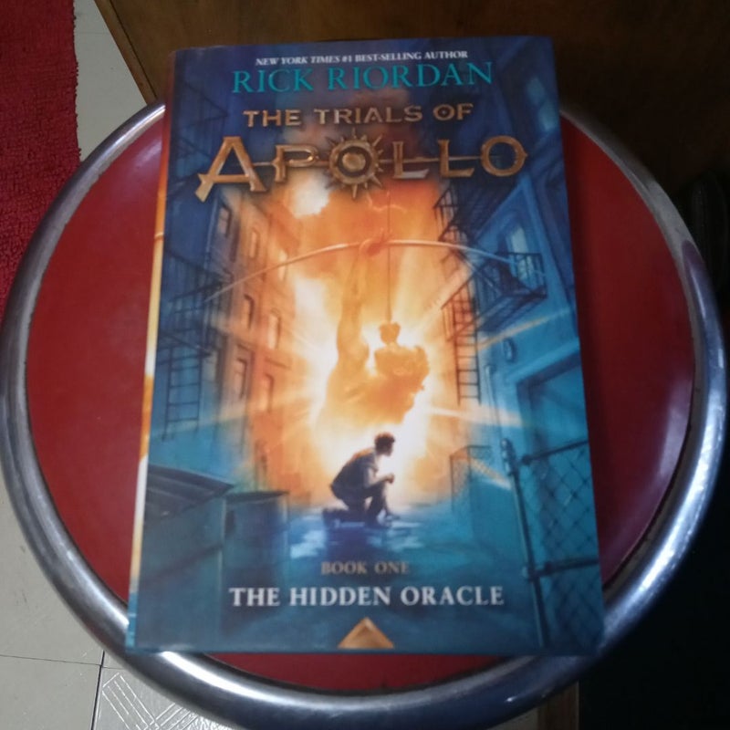 Trials of Apollo, the Book One the Hidden Oracle (Trials of Apollo, the Book One)