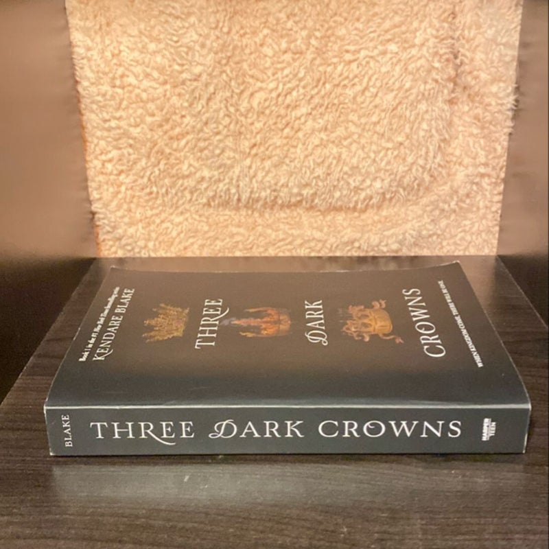 Three Dark Crowns