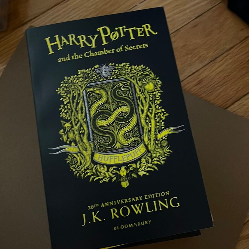 Harry Potter Books 1-4 - Hufflepuff Edition
