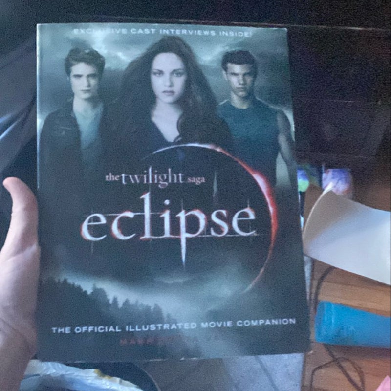 The Twilight Saga Eclipse: the Official Illustrated Movie Companion