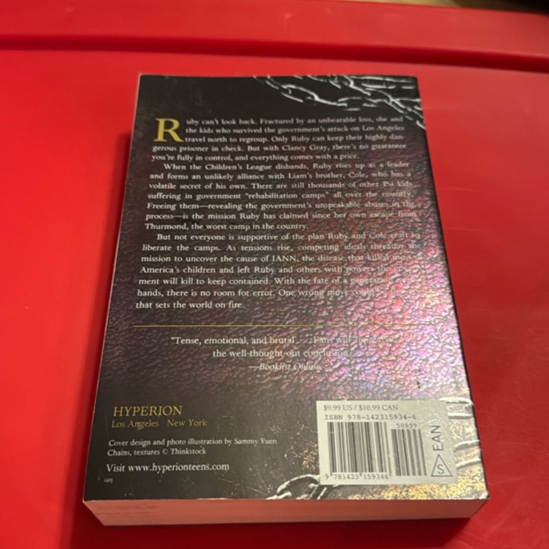 In the Afterlight (a Darkest Minds Novel)