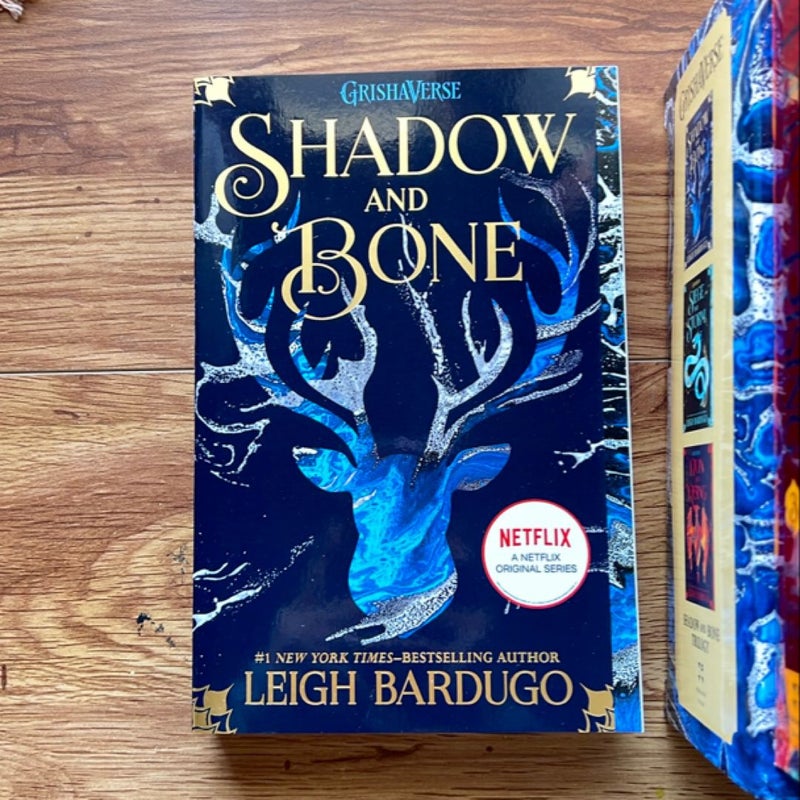 The Shadow and Bone Trilogy Boxed Set