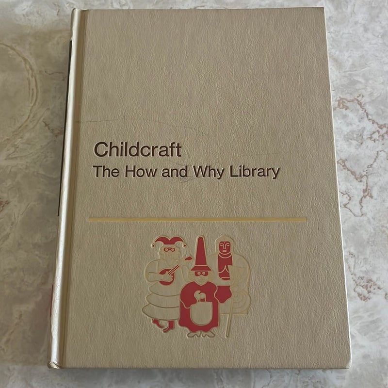 Childcraft: Holidays and Customs (Volume 9)