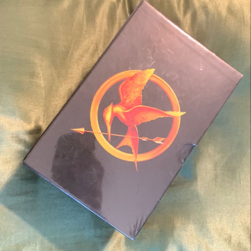 Trilogy Boxed Set -  Catching Fire - Mockingjay