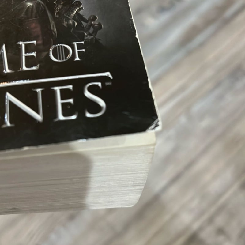 A Game of Thrones (Mass Market Size, HBO Tie-In Edition)