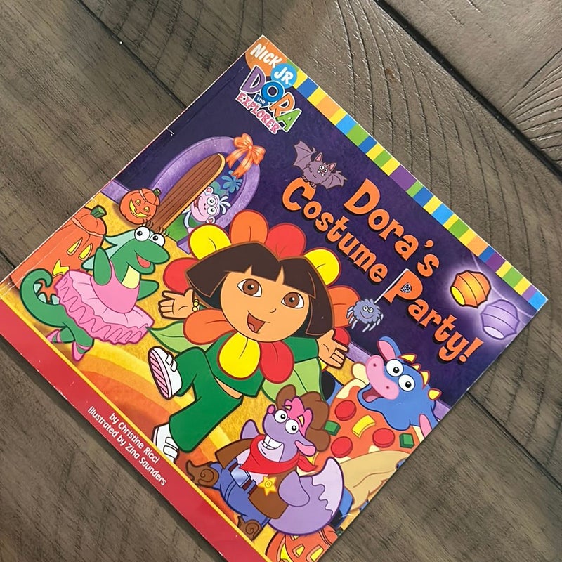 Dora's Costume Party!