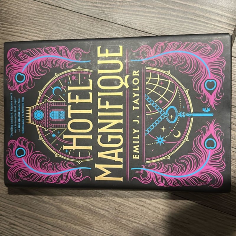 Hotel Magnifique