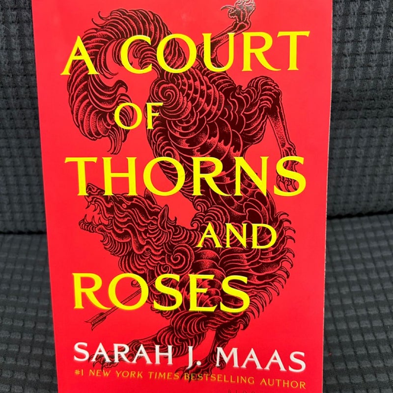 A Court of Thorns and Roses 