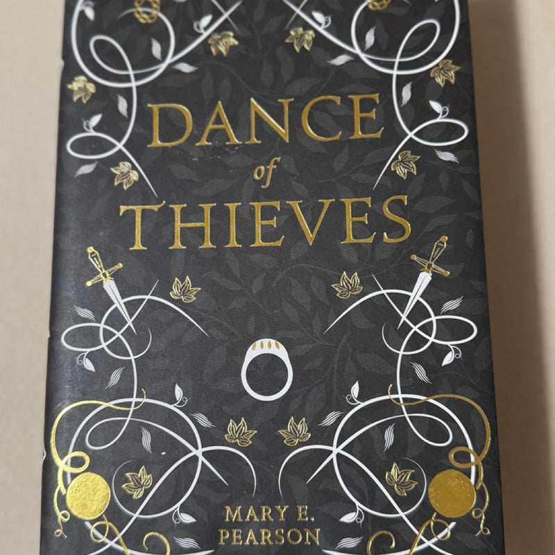 Dance of thieves book set of 2 Fairyloot signed edition 