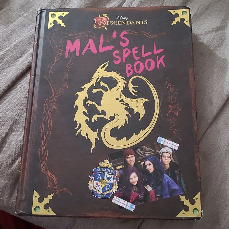 Descendants: Mal's Spell Book by Disney Books, Hardcover | Pangobooks