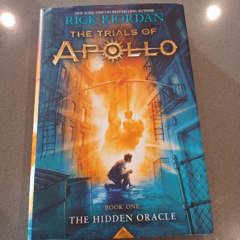 Trials of Apollo, the Book One the Hidden Oracle (Trials of Apollo, the Book One)