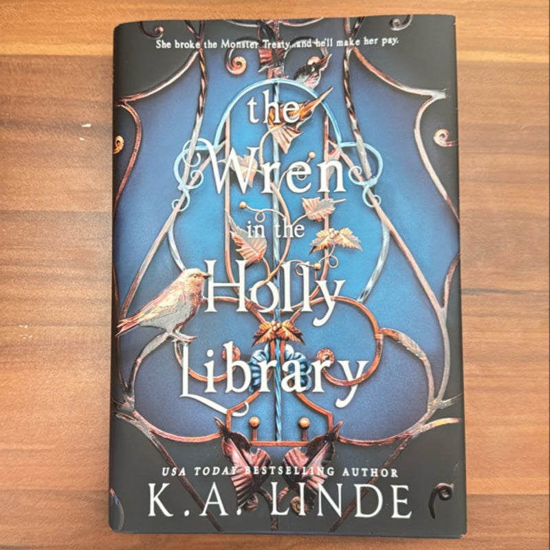 The Wren in the Holly Library (Deluxe Limited Edition)