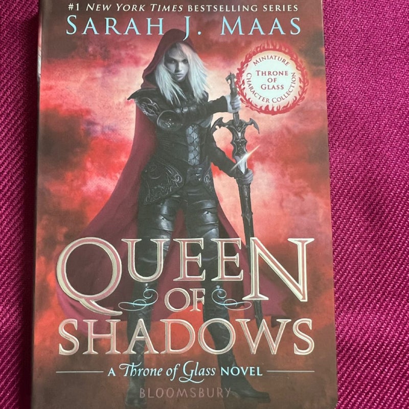 Throne of Glass (Miniature Character Collection)