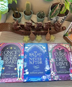 Once Upon A Broken Heart - Fairyloot Set signed by author