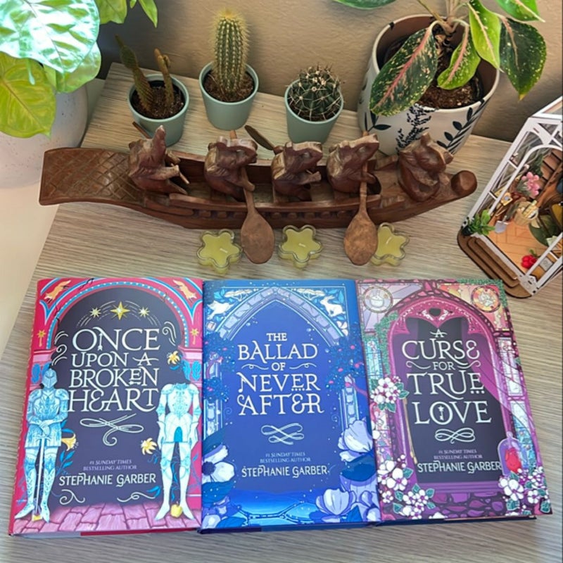 Once Upon A Broken Heart - Fairyloot Set signed by author