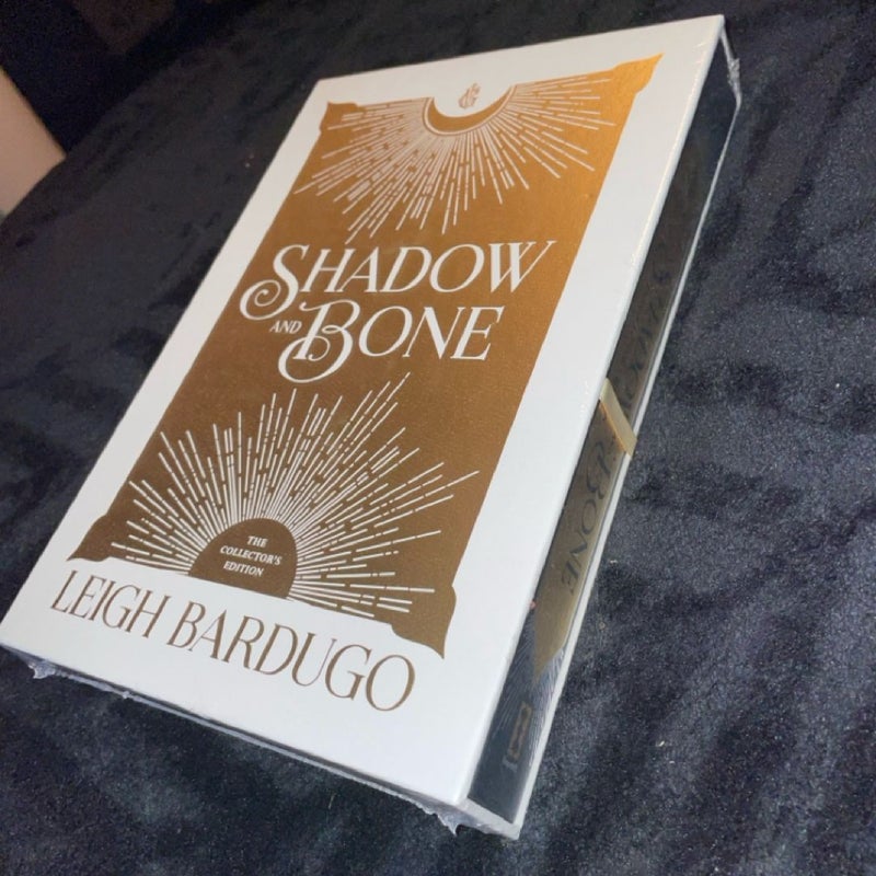 Shadow and Bone: the Collector's Edition