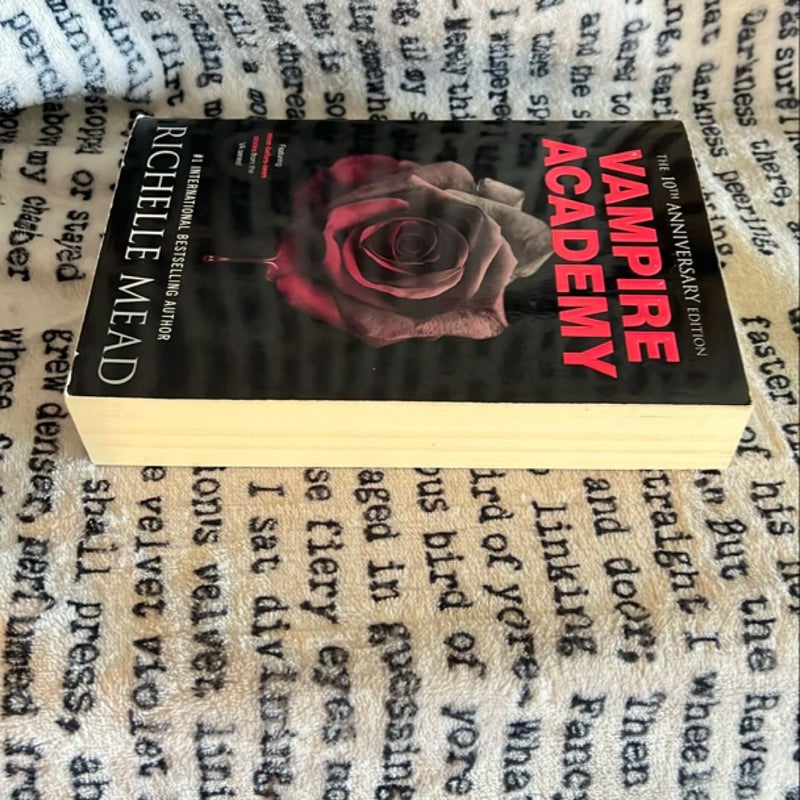 Vampire Academy 10th Anniversary Edition