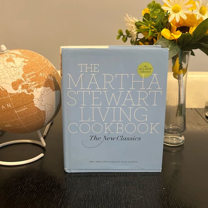 The Martha Stewart Living Cookbook by Martha Stewart Living, Hardcover ...