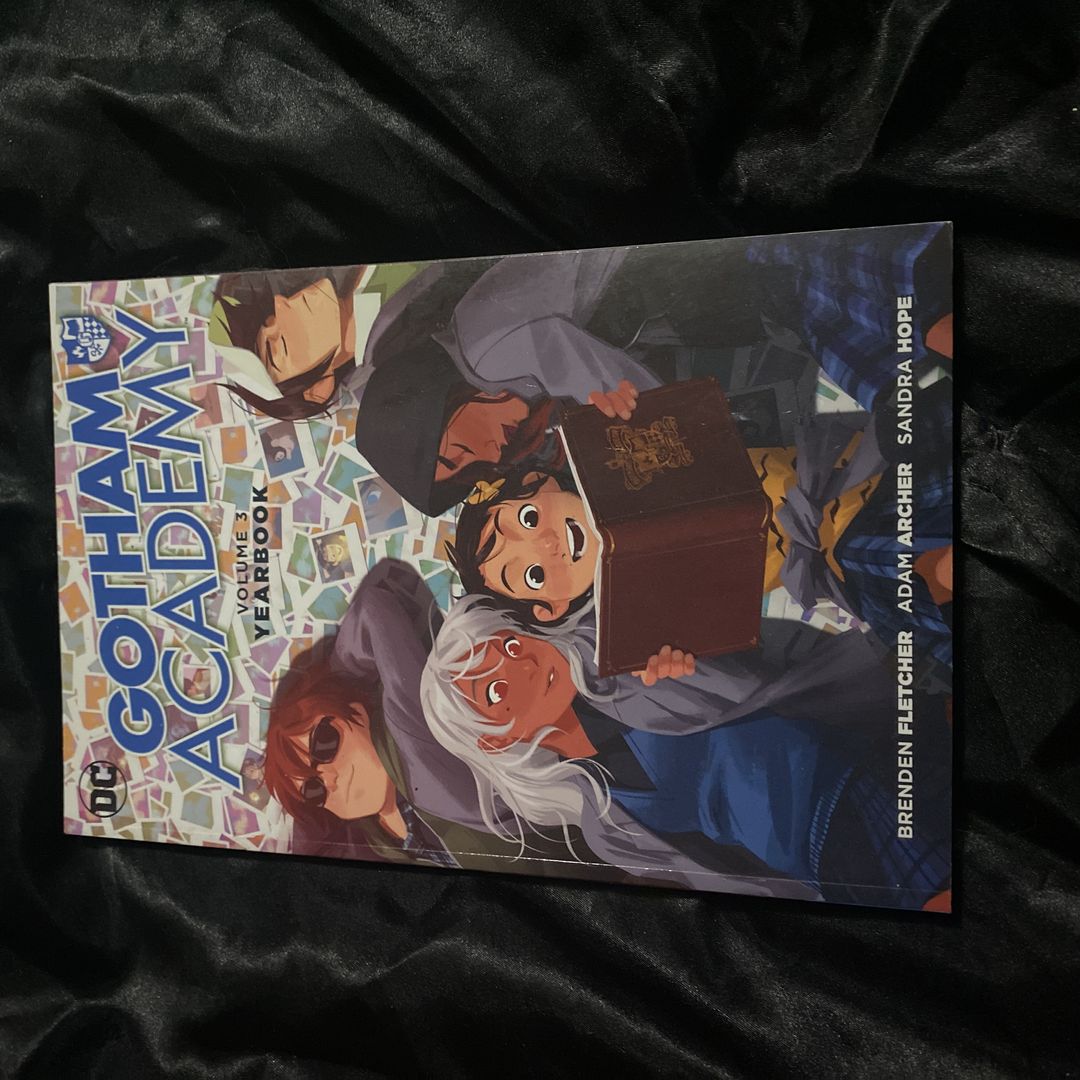 Gotham Academy Vol. 3: Yearbook