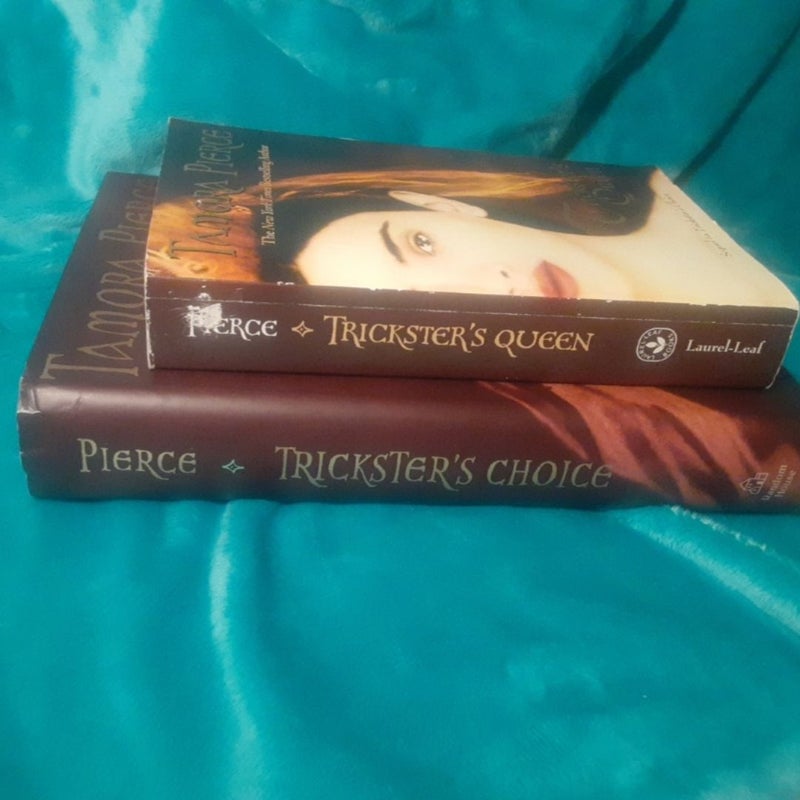 2 Tamora Pierce Book Lot! Trickster's Choice, Tricksters Queen. Complete Set =)