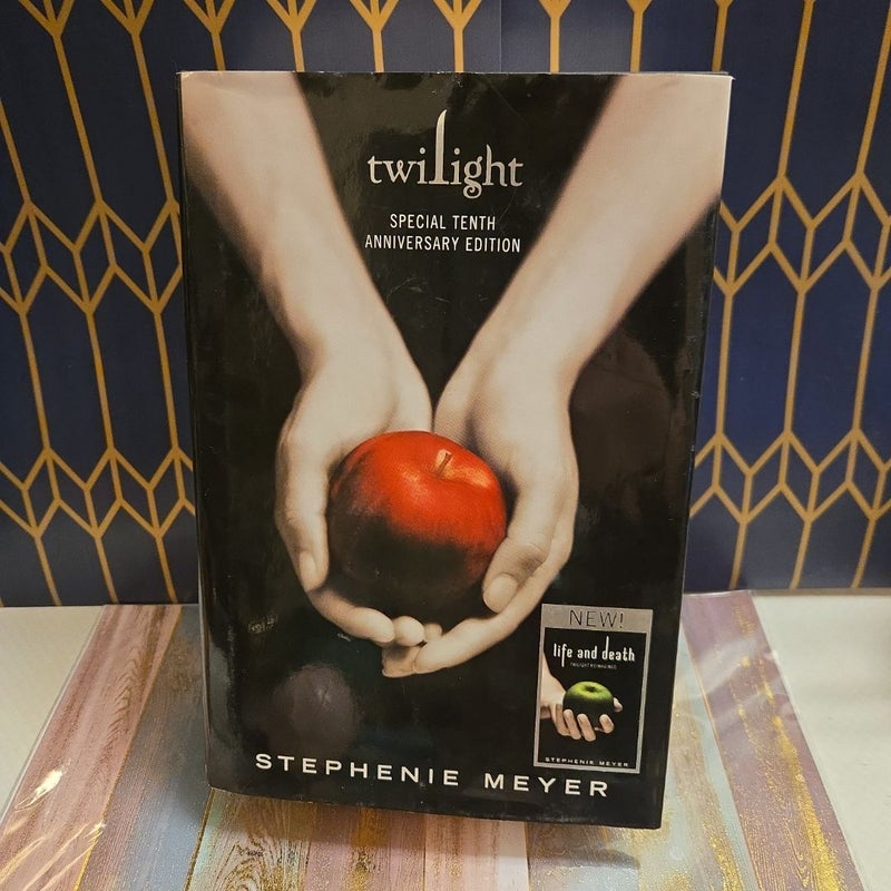 Twilight Tenth Anniversary/Life and Death Dual Edition