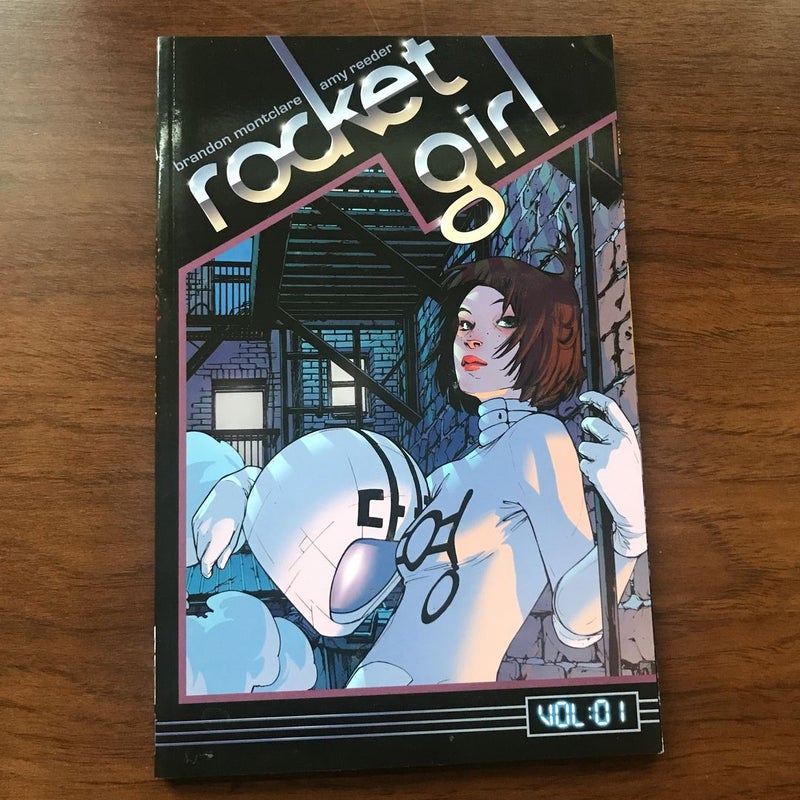 Rocket Girl Volume 1: Times Squared