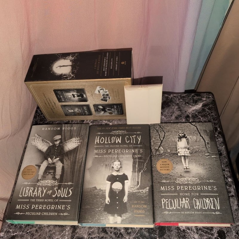 Miss Peregrine's Peculiar Children Boxed Set