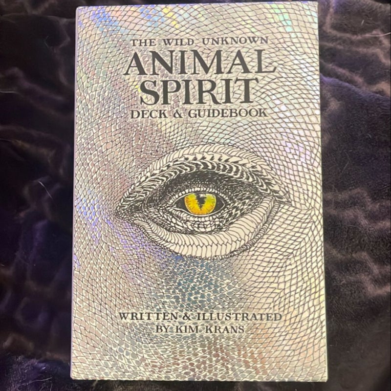 The Wild Unknown Animal Spirit Deck and Guidebook (Official Keepsake Box Set)