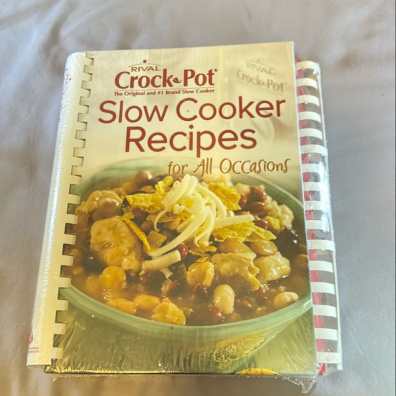 2 Books: Slow Cooker Recipes & Casserole One Dish Meals