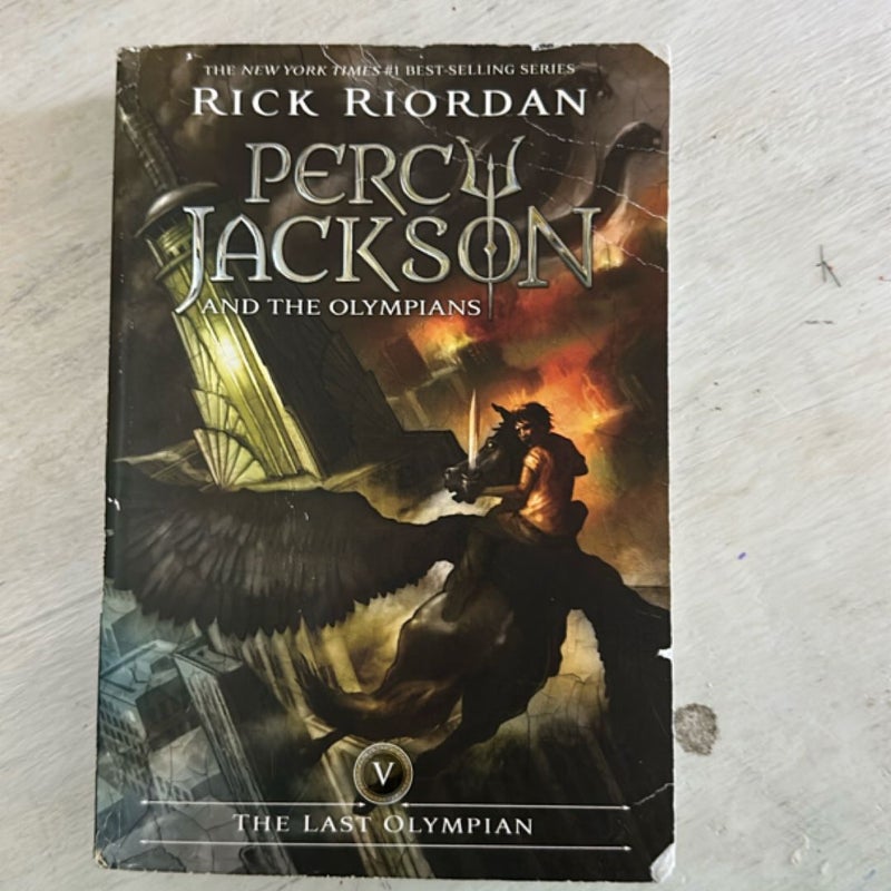 Percy Jackson and the Olympians 5 Book Paperback Boxed Set (new Covers W/poster)