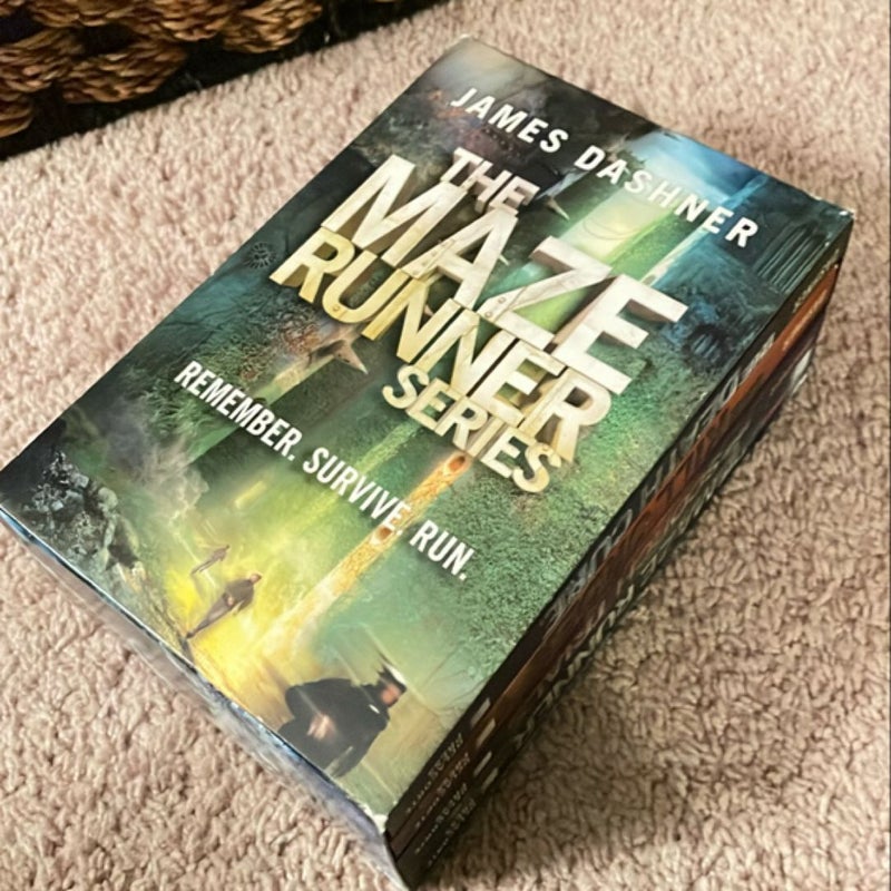 The Maze Runner Series (4-Book)