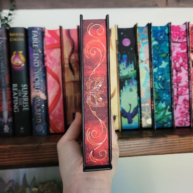 *SIGNED* Moonlight Exclusive Beyond These Gilded Walls