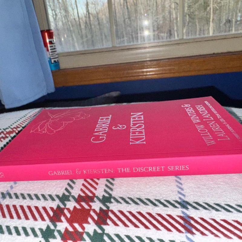 Gabriel & Kirsten discreet Patreon foiled edition: Bound