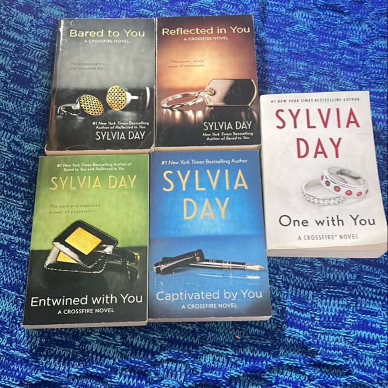 Bared to You; Reflected In You; Entwined with You; Captivated by You; & One With You—Complete Crossfire Series Bundle(OG Covers)