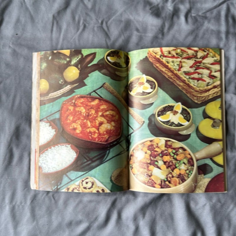 The Casserole Cookbook 