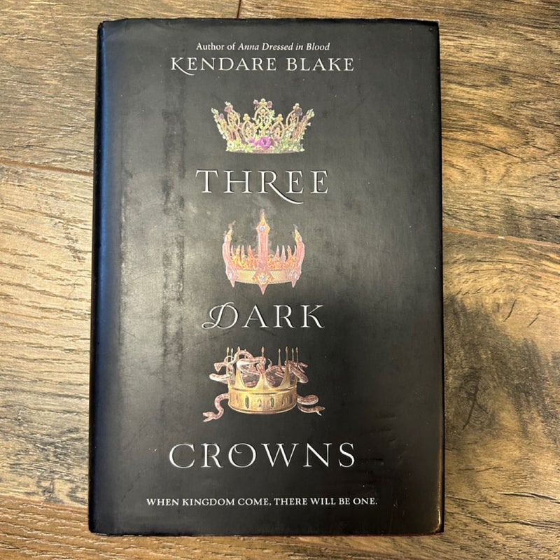 Three dark crowns 