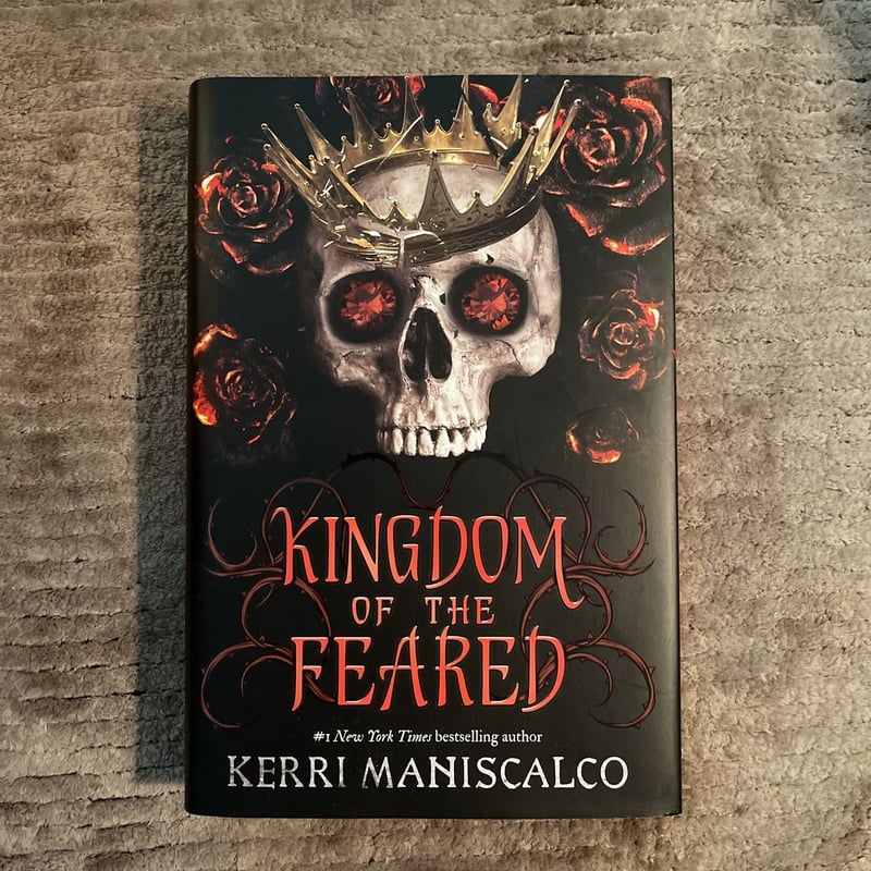 Kingdom of the Feared (Waterstones Edition) by Kerri Maniscalco
