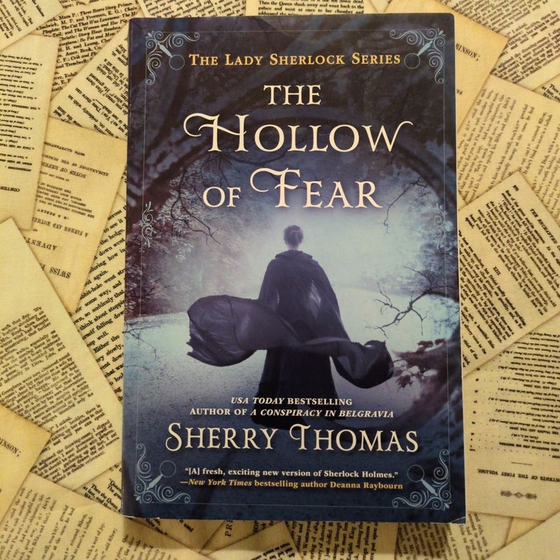 The Hollow of Fear: The Lady Sherlock Series