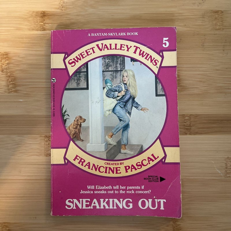 Sweet Valley Twins: Sneaking Out