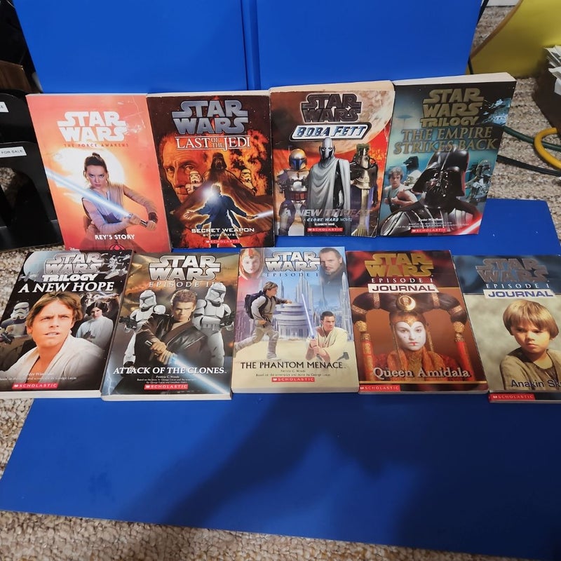 STAR WARS Pack #1 (9 Paperbacks) - Includes a $3.95 Rey Bookmark for FREE!)